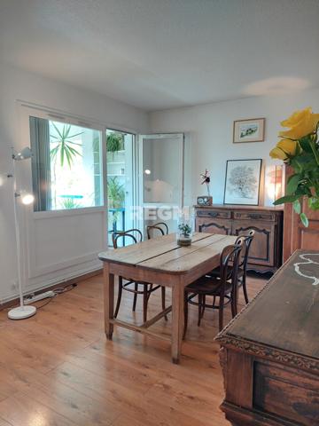 Pau (64000) T3 lumineux avec terrasse, vue Pyrénées, garage, cave et parking