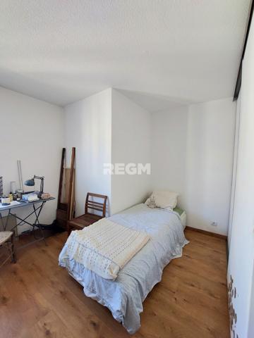 Pau (64000) T3 lumineux avec terrasse, vue Pyrénées, garage, cave et parking