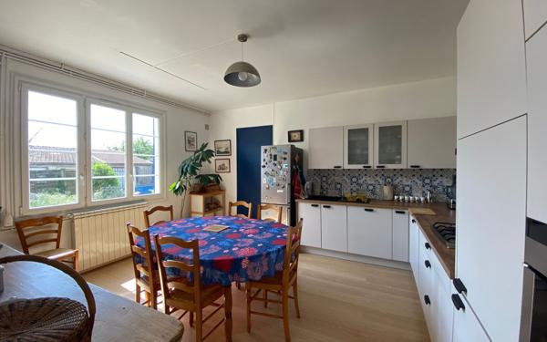 Maison à vendre    4 pièces •  Rochefort