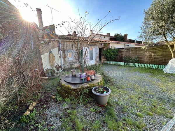 Maison à fort potentiel – Jusqu’à 145 m² – Terrain– Les Moutiers-sur-Lay