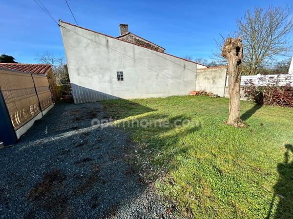 Maison à fort potentiel – Jusqu’à 145 m² – Terrain– Les Moutiers-sur-Lay