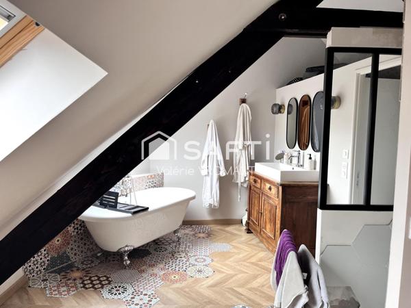 Maison de Bourg entièrement rénovée