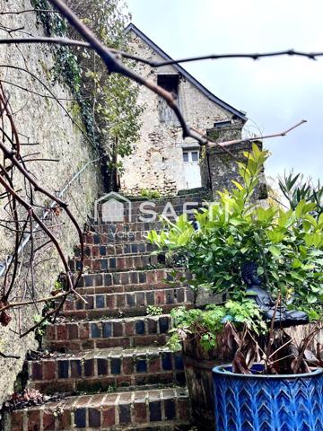 Maison de Bourg entièrement rénovée