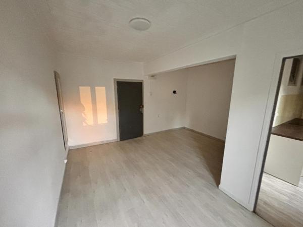 A VENDRE-MILLAU-immeuble de rapport 280000€