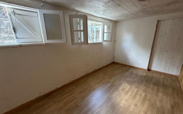 Maison à vendre    4 pièces •  Saint-Joseph