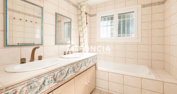 À vendre Maison 5 pièces 102.85 m² - Mont-de-marsan 40000
