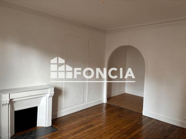 Location Appartement 2 pièces 47.28 m² - 19 RUE MARX DORMOY Paris 75018