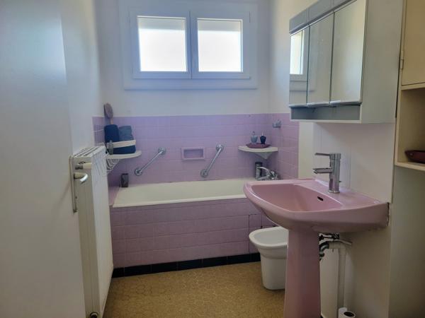 Maison
         5 pièces
        - 103 m² 233 000 € *