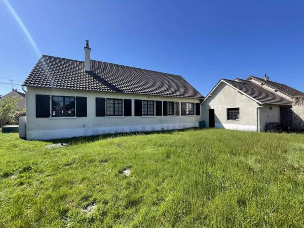 Maison 3 chambres avec garage, grenier et jardin