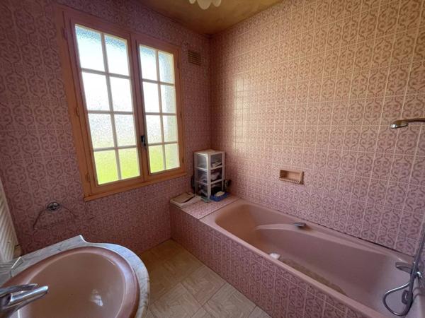 Maison 3 chambres avec garage, grenier et jardin