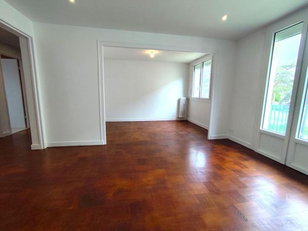 Saint-Brieuc : Appartement 4 pièces rénové de 70 m2