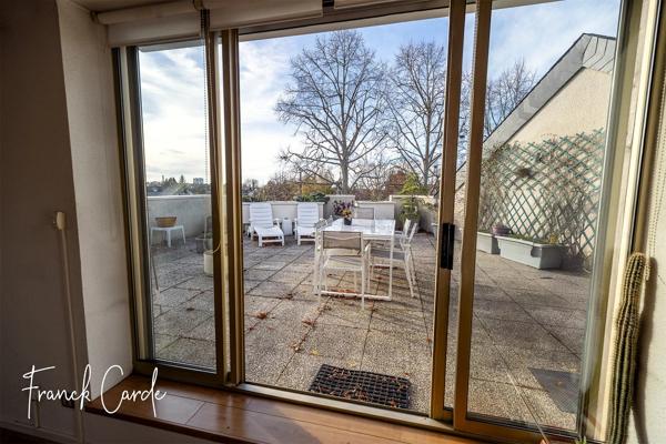 Mont-Saint-Aignan village – Duplex de standing avec grande terrasse sans vis-à-vis