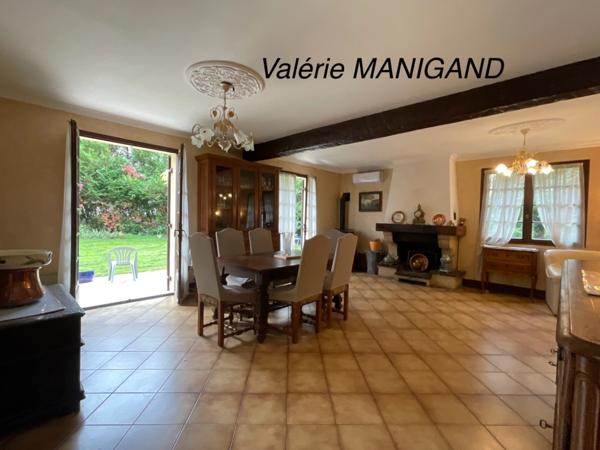 Maison à vendre 5 pièces TOCANE SAINT APRE (24)