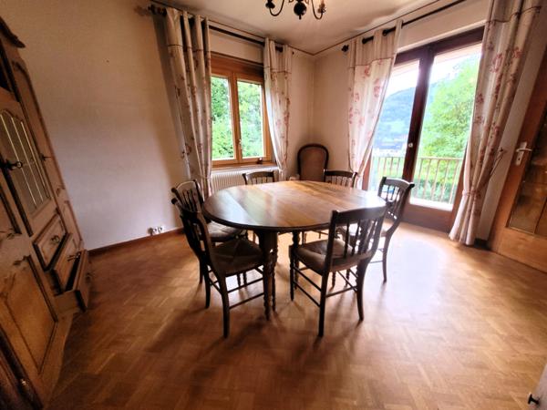 Munster (68140) Grande maison bi-famille sur 11,32 ares à Munster