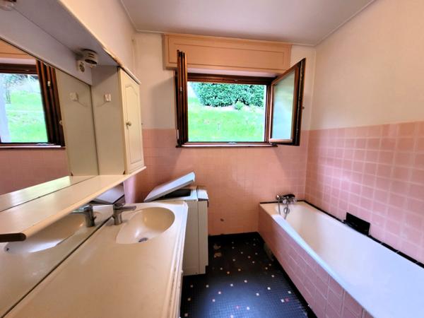 Munster (68140) Grande maison bi-famille sur 11,32 ares à Munster