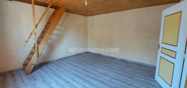 Appartement et sa dépendance rénovée entièrement proche de toutes commodités !!