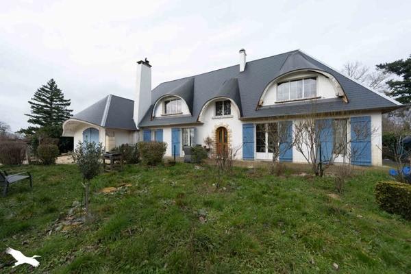 Maison à vendre |  Bourges |  5 pièces | 161 m²