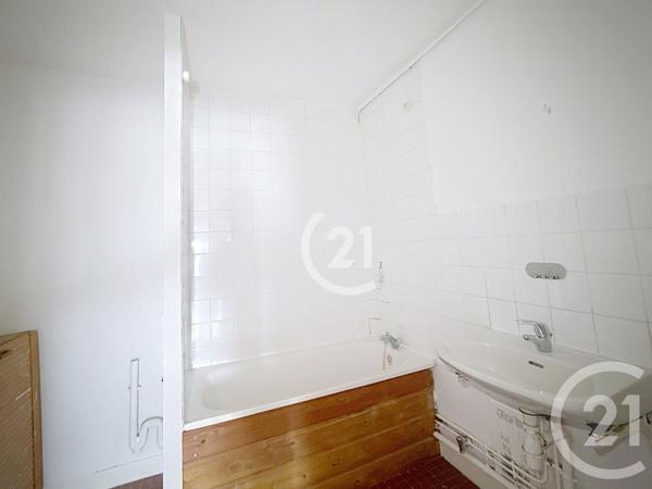 Appartement T3 à vendre  3 pièces - 66 m2 CRAVANCHE - 90