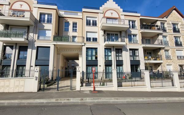 Appartement à vendre    4 pièces • 104,65 m2 Châtenay-Malabry