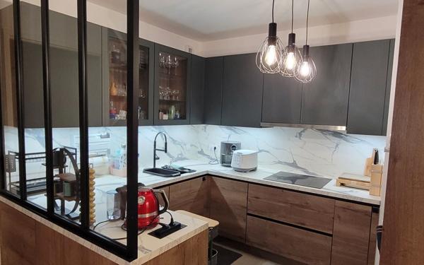 Appartement à vendre    4 pièces • 104,65 m2 Châtenay-Malabry