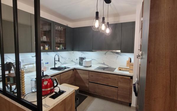 Appartement à vendre    4 pièces • 104,65 m2 Châtenay-Malabry