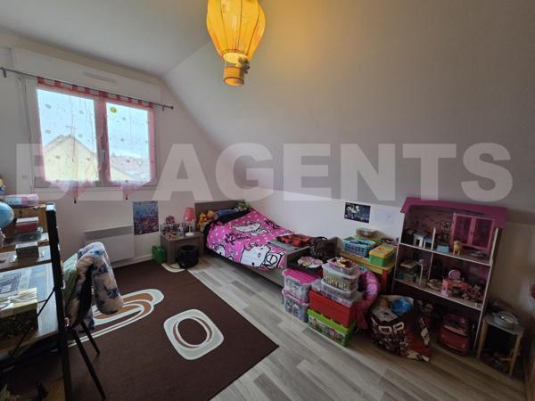 ⭐ MAISON FAMILIALE À CHAMPAGNÉ – UN BIEN OÙ IL FAIT BON VIVRE ⭐