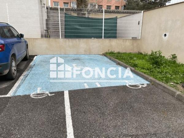 Location Studio 29.79 m² - 63 RUE VIALA LACOSTE Salon De Provence 13300