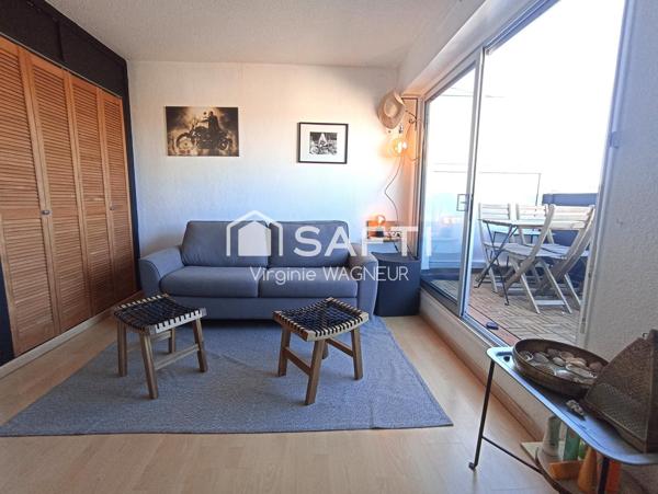 Appartement rénové de bon goût avec terrasse