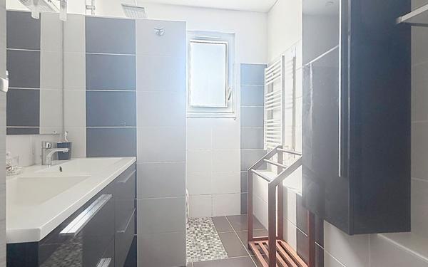 Maison à vendre    6 pièces •  Puilboreau