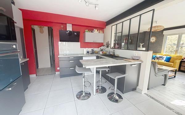 Maison à vendre    6 pièces •  Puilboreau