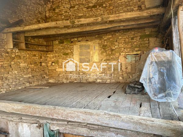 Maison ancienne + dépendances à rénover