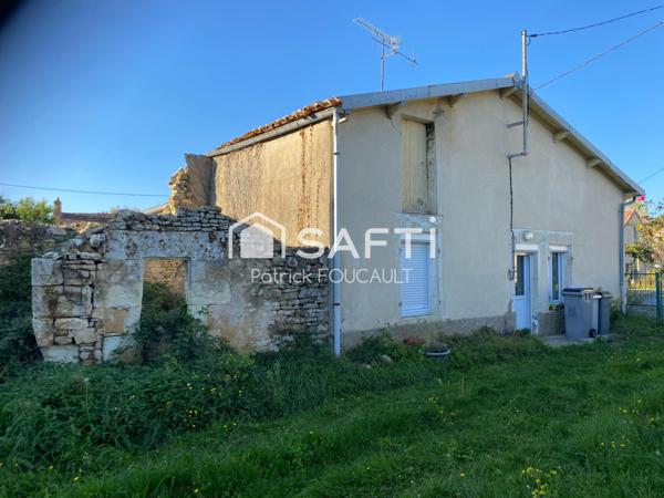 Maison ancienne + dépendances à rénover