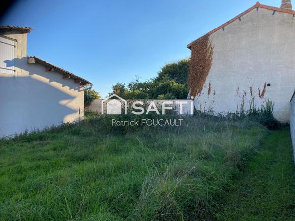 Maison ancienne + dépendances à rénover