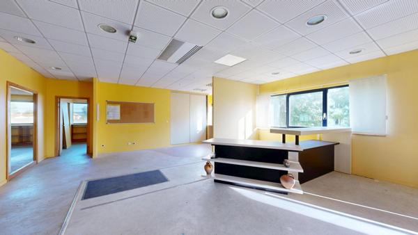 SAINT GAUDENS-SHOWROOM /BUREAUX / LOCAL COMMERCIAL