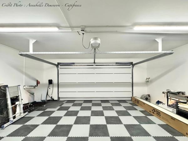 Villa contemporaine d'architecte à vendre 7 pièces CHATELGUYON (63)