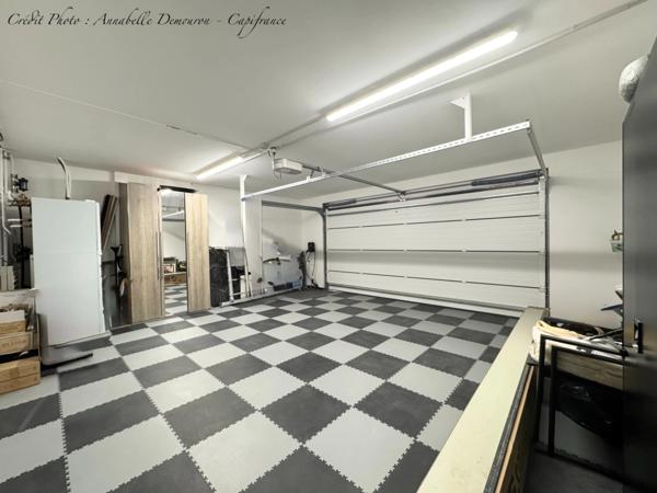 Villa contemporaine d'architecte à vendre 7 pièces CHATELGUYON (63)