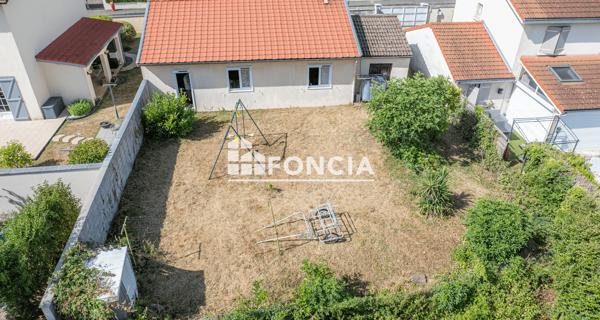 À vendre Maison 4 pièces 76 m² - Le Chambon-feugerolles 42500