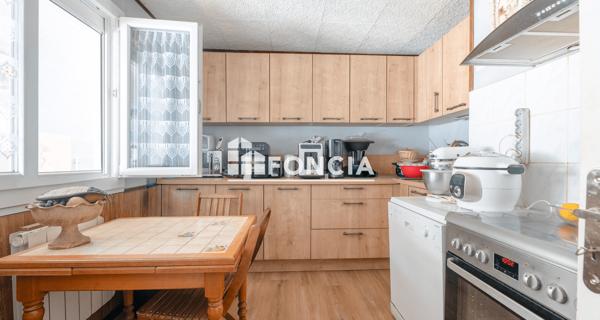 À vendre Maison 4 pièces 76 m² - Le Chambon-feugerolles 42500