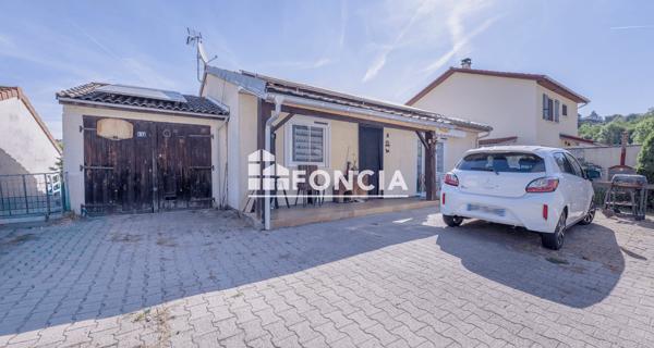 À vendre Maison 4 pièces 76 m² - Le Chambon-feugerolles 42500