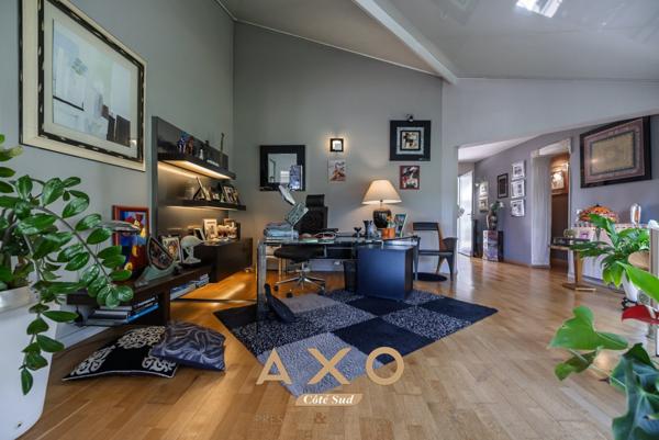 BOUC BEL AIR - MAISON - PLAIN PIED - 245M² - T5 - PISCINE CHAUFFEE - POOL HOUSE - TERRAIN 2000M² - 1 200 000