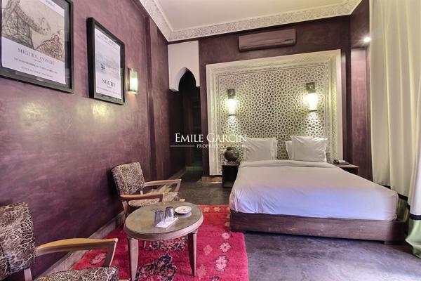 À vendre Riad d'exception idéalement situé dans le quartier de Sidi Mimoune à Marrakech