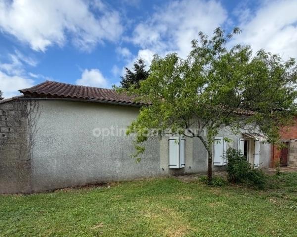 Taponnat. Maison 64 m² à rénover avec dépendances sur terrain de 1471 m²