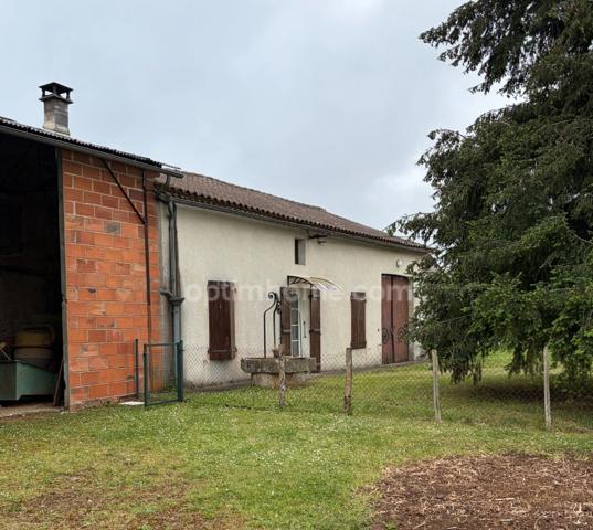 Taponnat. Maison 64 m² à rénover avec dépendances sur terrain de 1471 m²