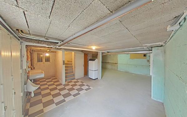 Maison à louer    6 pièces •  Chatuzange-le-Goubet