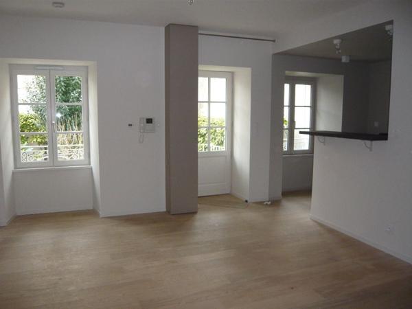 CENTRE LA ROCHELLE T4 JARDIN LOCAL VELOS