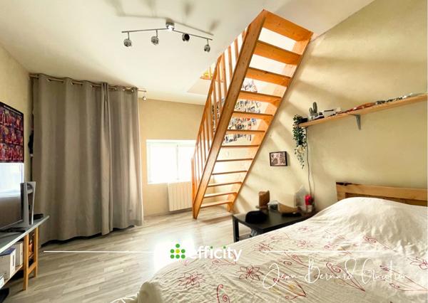 Maison
         7 pièces
        - 139 m² 285 000 € *