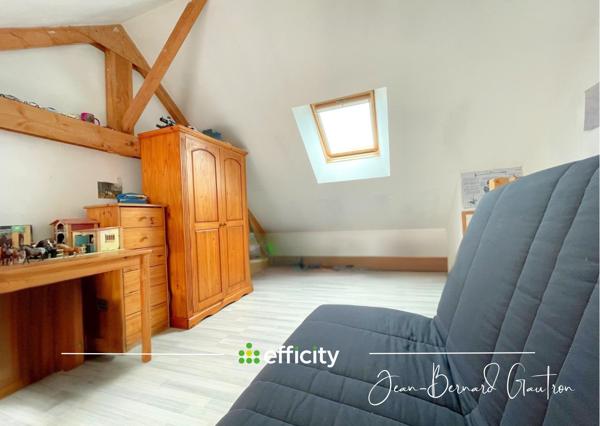 Maison
         7 pièces
        - 139 m² 285 000 € *
