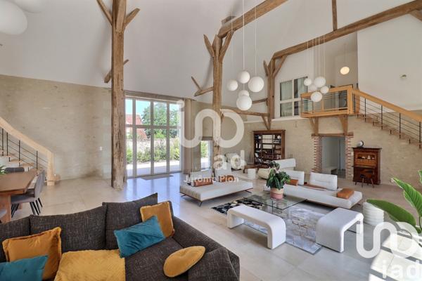 Maison à vendre 10 pièces 470 m² Cormery