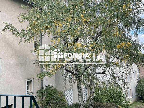Location Appartement 2 pièces 42.13 m² - 15 RUE SAINT JULIEN Chartres 28000