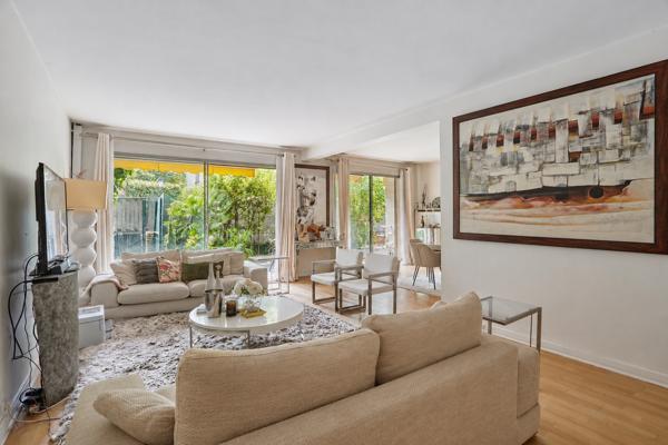 A VENDRE - Neuilly-sur-Seine - Saint-James - Appartement 140.48 m2 avec jardin privatif
